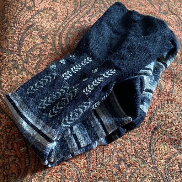 Smartwool socks merino wool gorgeous stocking over the calf black gray print Med - Picture 2 of 9